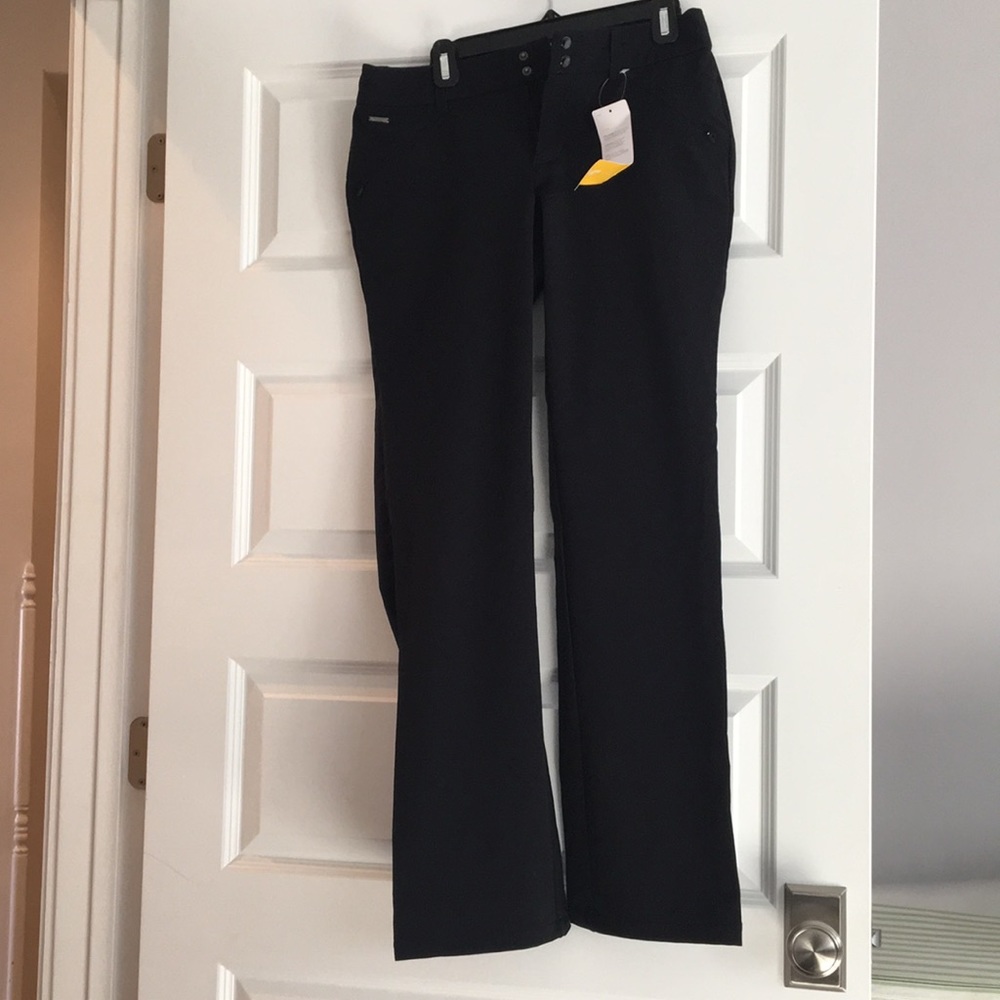 Women’s traveling pant size 8 inseam 33in, NWT